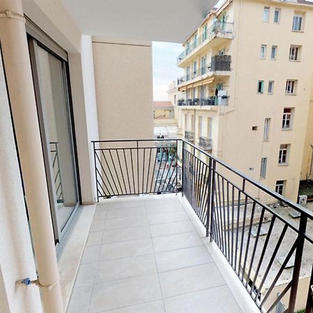 Charmant 2P Moderne Avec Terrasse, Parking Prive, En Plein Centre De Menton, A 2 Pas De La Mer - Fr-1-196-200 Exterior photo